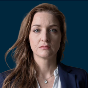 Danielle Dazkiw photo